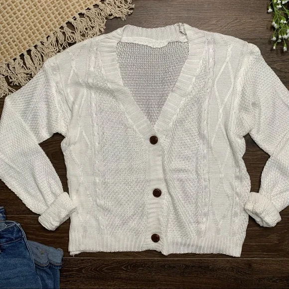 ☀️CLEARANCE☀️ Button Up Lightweight Cardigan Sweater - Picture 5 of 14